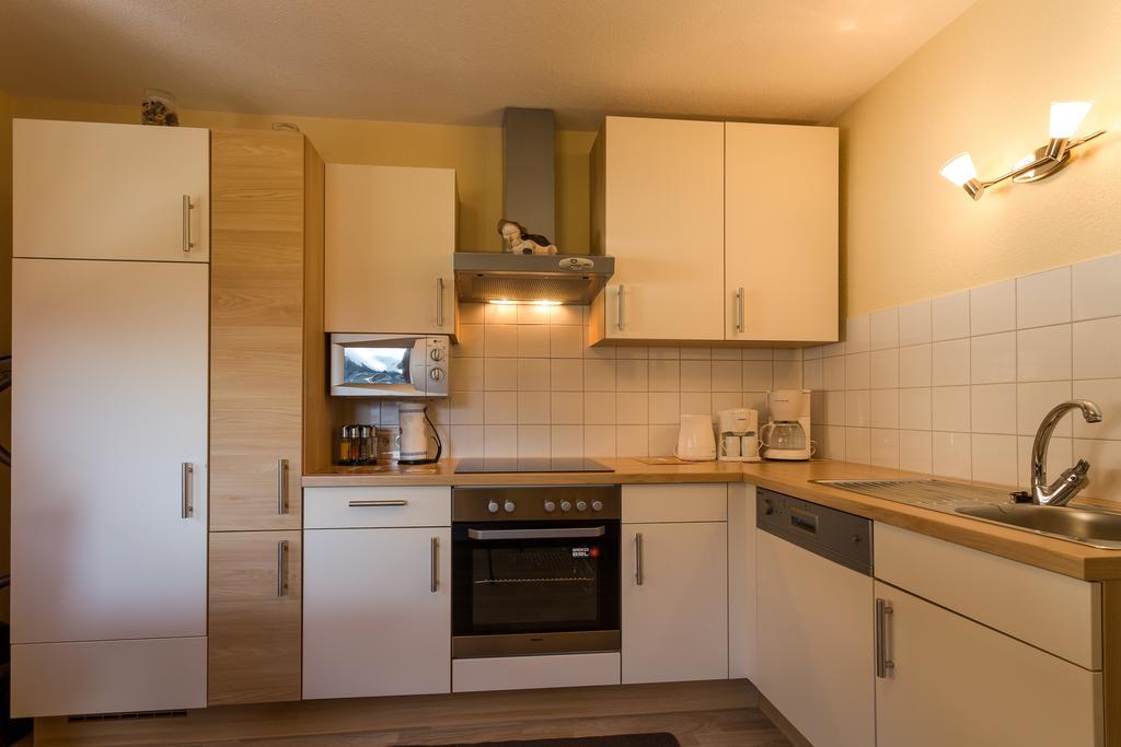 Biancas Ferienwohnung Im Haus Roswitha Tumpen Bagian luar foto