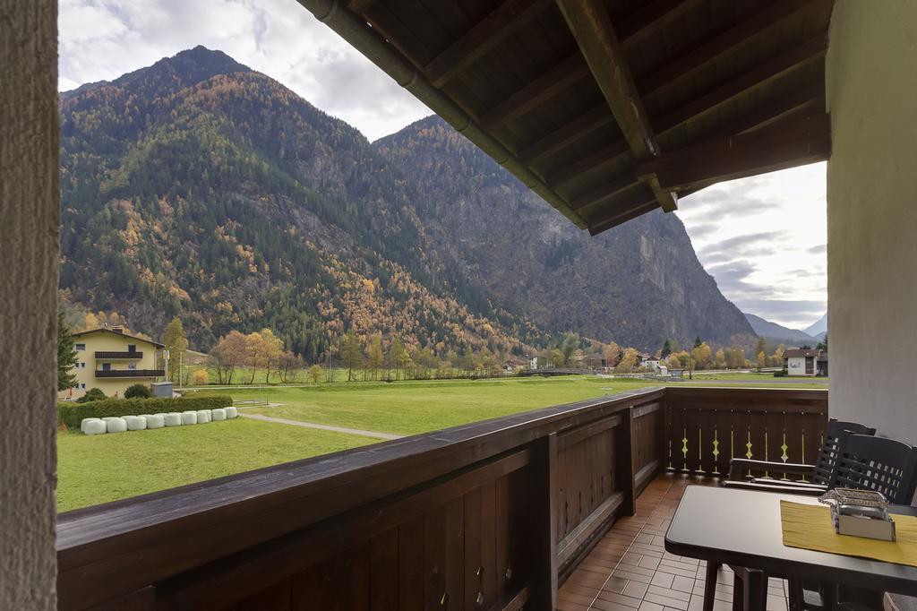 Biancas Ferienwohnung Im Haus Roswitha Tumpen Bagian luar foto
