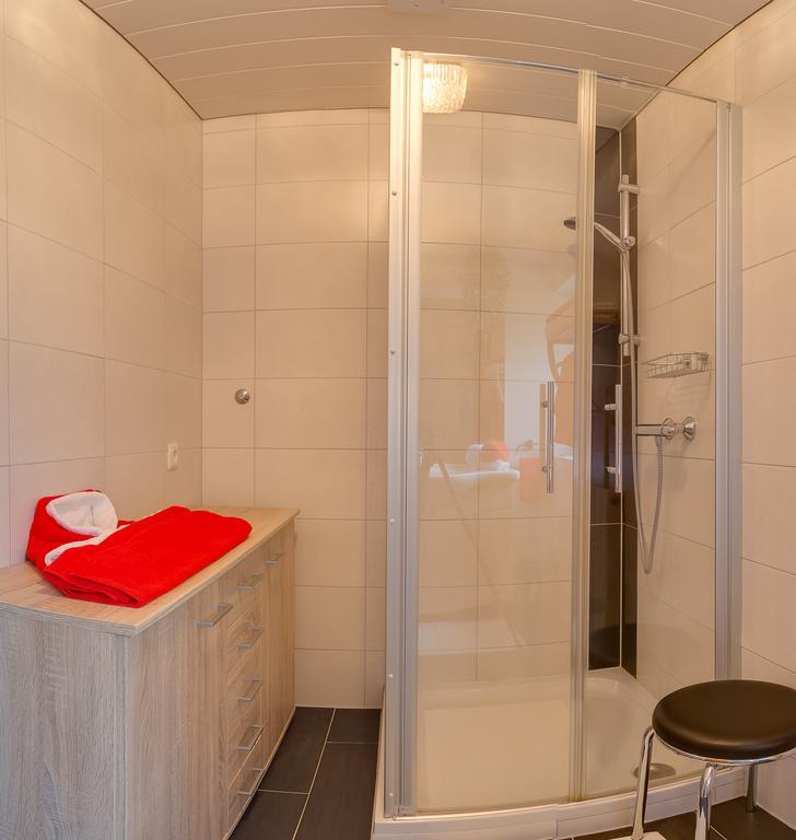 Biancas Ferienwohnung Im Haus Roswitha Tumpen Bagian luar foto