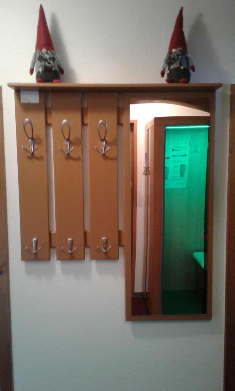 Biancas Ferienwohnung Im Haus Roswitha Tumpen Bagian luar foto